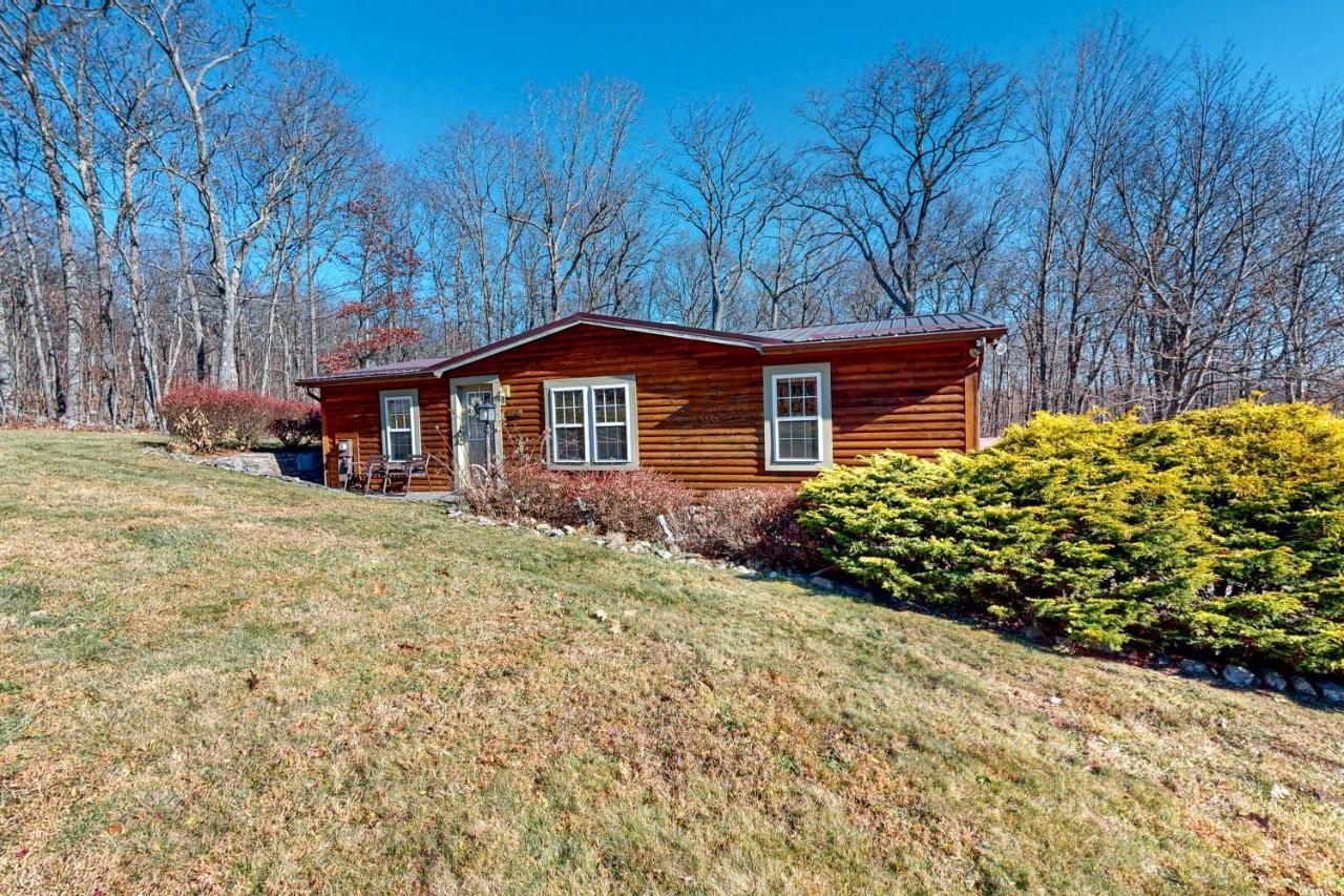 Pine Woods Cabin McHenry Bagian luar foto