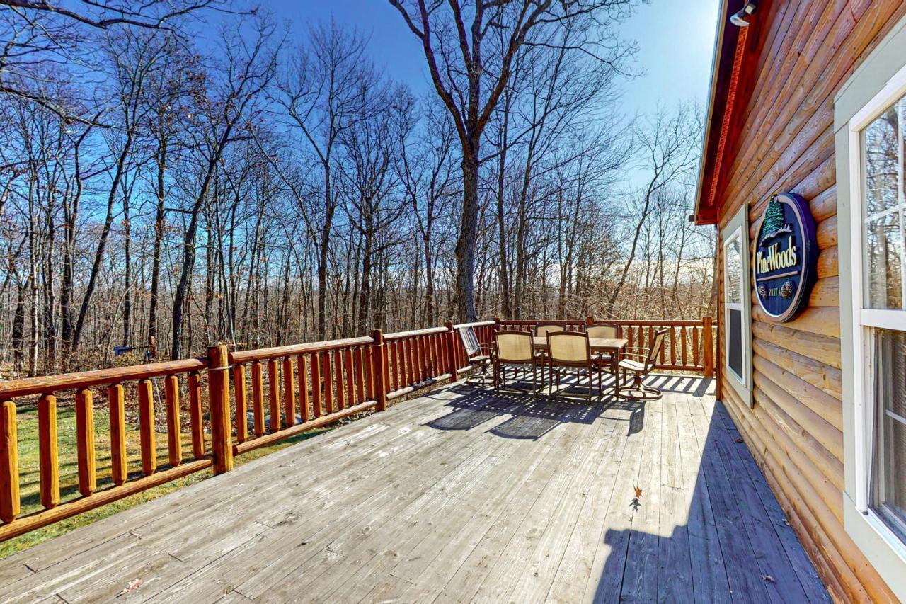 Pine Woods Cabin McHenry Bagian luar foto